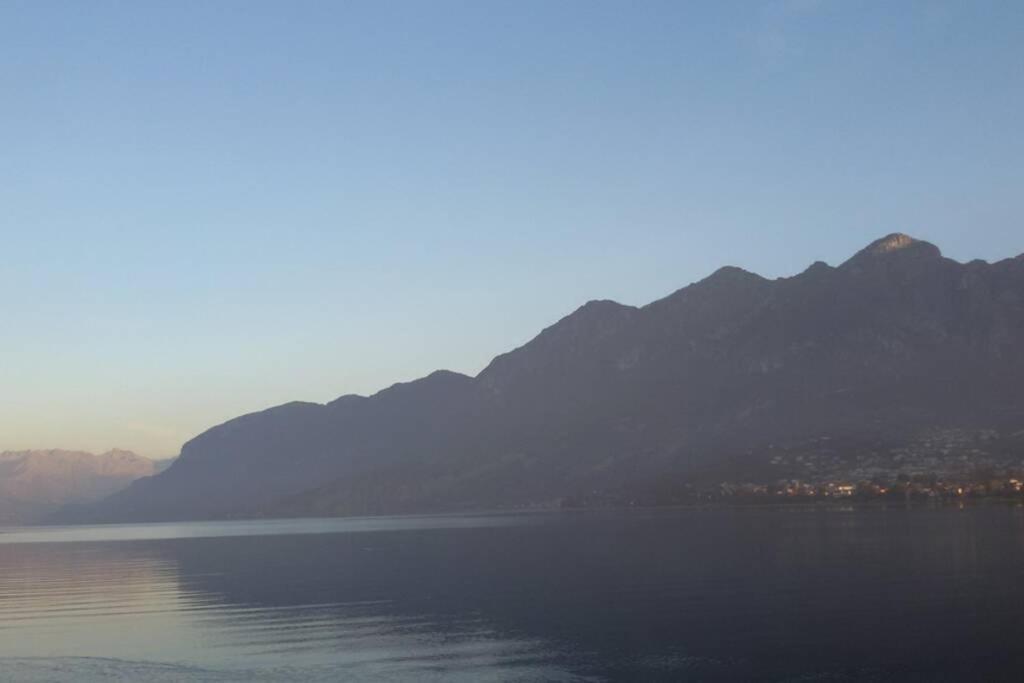 Como Lakeside Cottage - Lakefront Private Garden With Private Access To The Lake Onno المظهر الخارجي الصورة